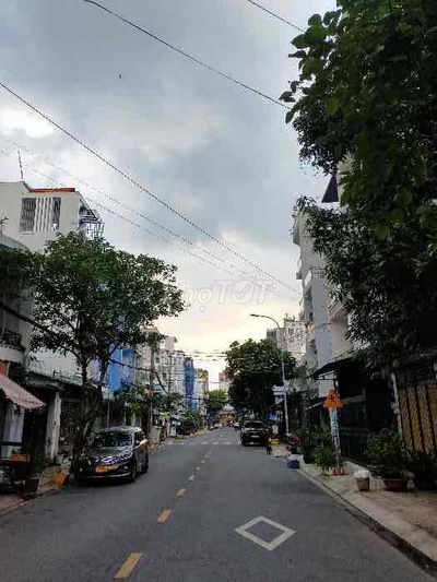 Nhà đẹp mặt tiền Lê Sao – Phú Thạnh