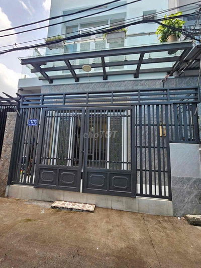 nhà 3 tang ngang 6,3 hẻm thong cách to ký 50m dong hung thuan