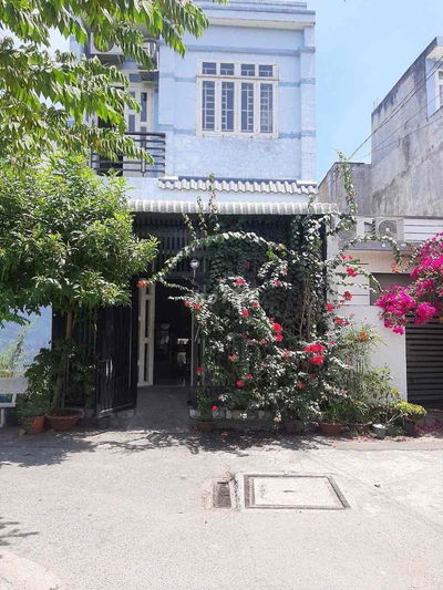 Nhà Bình Chánh giá rẻ - Sổ hồng riêng full thổ - Hỗ trợ cho vay