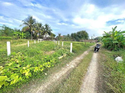 123mv đất thổ cư - giá 380tr . SHR , đường xe tải