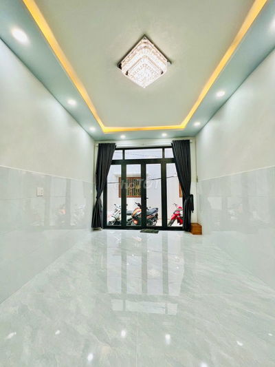 Bán Nhà Khu Ni Sư Huỳnh Liên_DT: 3.7 x 13m [49,3m2] 4 Tầng_7 Tỷ 680 TL