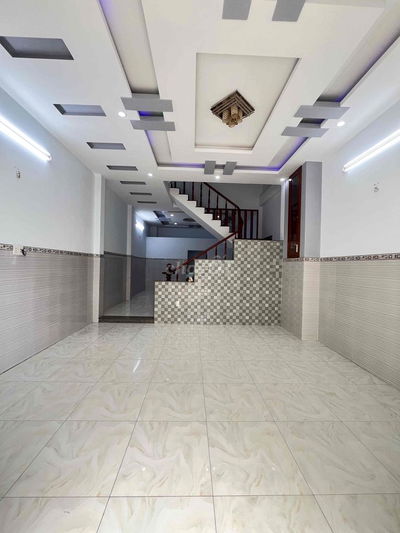 Nhà ngon giá tốt 5🧄65 cho căn nhà mặt tiền 86m2 3 tầng xe 🚗 ngủ nhà