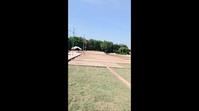 Nhà em cần bán gấp suất nội bộ khu đất phường Tùng Thiện. Sát TL413 đang mở rộng 40m. 100% thổ cư