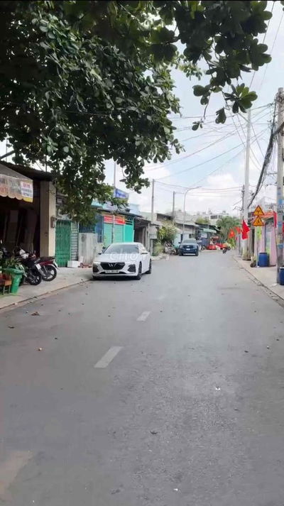 HOT…🔥🔥Nhà Mặt tiền trần thi hè 109m2 ,đường 8m thông
