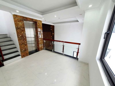Bán nhà Xuân Diệu, Tây Hồ - View Hồ Tây. 40m² x 7T - Giá 12.9 tỷ.