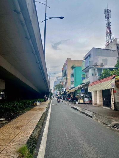 Mặt tiền Dương Bá Trạc, Q8, 95m2 Ngan 4,3m, 1 Trệt, 3 Lầu
