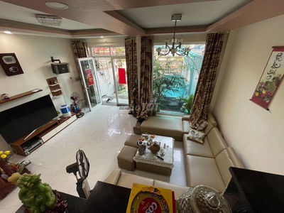 Bán nhà ô tô đậu cửa Trường Chinh Q12 – 3 tầng – ngang 4.8m – 7.7 tỷ