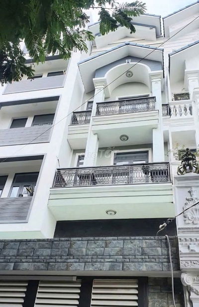 Cần cho thuê nhà HXH 895/4A Quang Trung P.14 Q.Gò Vấp