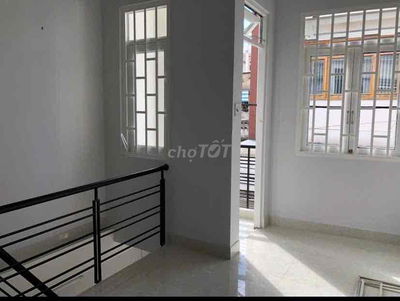 cho thuê nhà mới, kiên cố