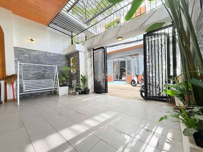 Chính chủ e cần bán gấp để lại nội thất ạ