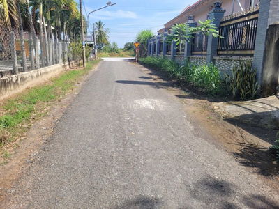 Đường nhựa, gần KCN. 5x24 full thổ. 450tr