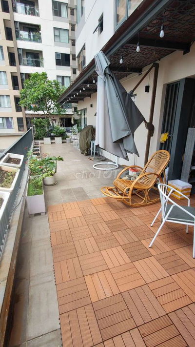 Cho thuê căn hộ chung cư Akari có sân vườn riêng