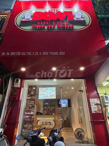 CHO THUÊ NHÀ MT NGUYỄN GIA TRÍ, QBT dt 4x20m trệt 4 lầu ST giá 75tr