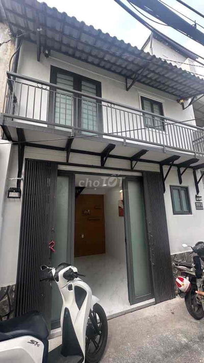 Nhà 2 Tầng Nguyễn Duy Cung - DTSD 40m2 - 2PN - 2WC - Chỉ 2.99 Tỷ