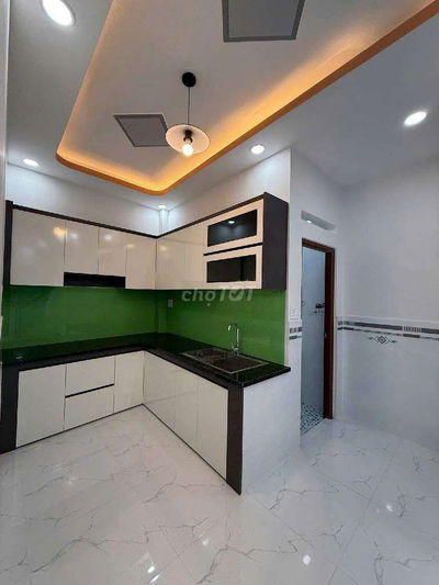 Chính chủ cho thuê nhà mới xây 100% 687/60/20 Lạc Long Quân 3PN 6x10m