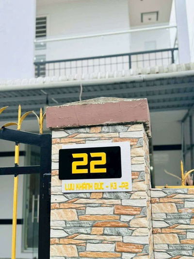 Cho thuê nhà mặt tiền lưu khánh đức khu dân cư 586