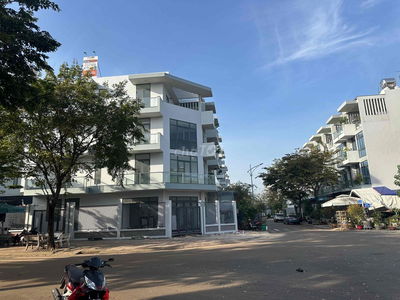 Đất nền 100m2 khu dân cư Chợ đầu mối Hóc Môn