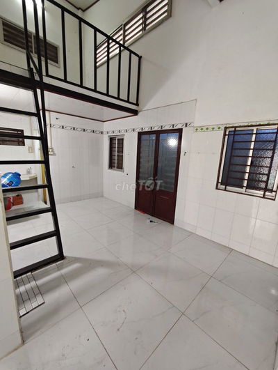 nhà 3 phòng ngủ - 3,5 triệu gần trường Cao đẳng Y tế Cần Thơ