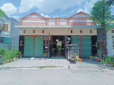 CHÚ HAI SG CẦN BÁN DÃY TRỌ BẾN CÁT 150M2 GẦN KCN MP3- CHO THUÊ 8TR