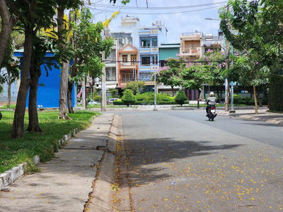 🍁NHÀ ĐỐI DIỆN CÔNG VIÊN ĐƯỜNG 15M💥4x19m 4 Tầng HIẾM BÁN🌈🌈