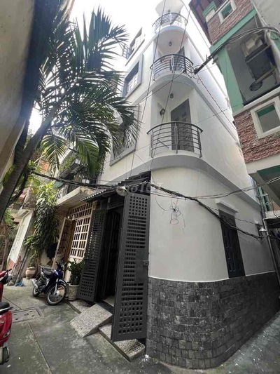 🏡 1 Căn ra HXH Nguyễn Văn Cừ – 4 Tầng – 3PN 4WC – 2 Mặt Tiền – 3,5x7m