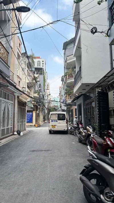 Tân Bình-44M2-HXH 6M-Nhà 3 Tầng Đúc-Ngang 4,5M-Giá Hơn 4Tỷ