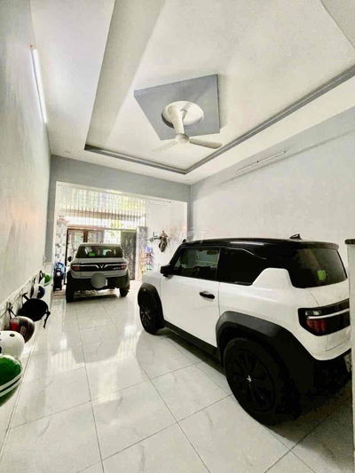 BÁN NHÀ GẦN CHỢ BÌNH CHÁNH - HẺM XE HƠI - 2 TẦNG - 80M2 - CHỈ 2,15 TỶ