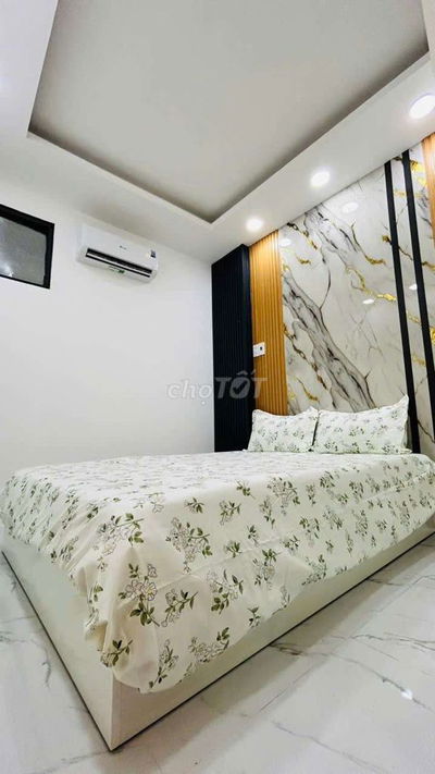 Phòng đầy đủ nội thất quận 1