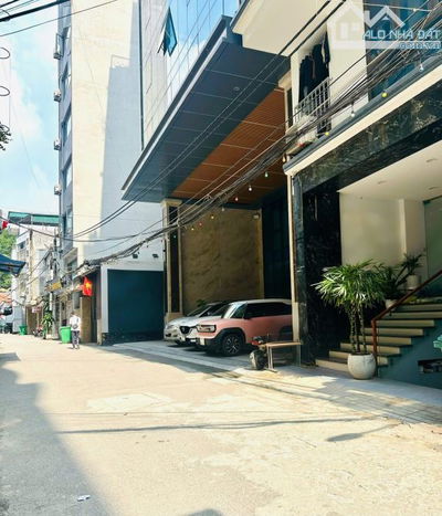 Giảm 1 tỷ bán gấp nhà Mễ Trì Nam Từ Liêm ngõ thông ô tô tránh kinh doanh sầm uất, 2 thoáng