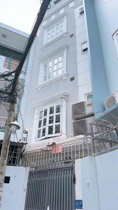 CHDV 5 tầng, 3.2 x 14m 42m2, vị trí đẹp sát Phan Xích Long
