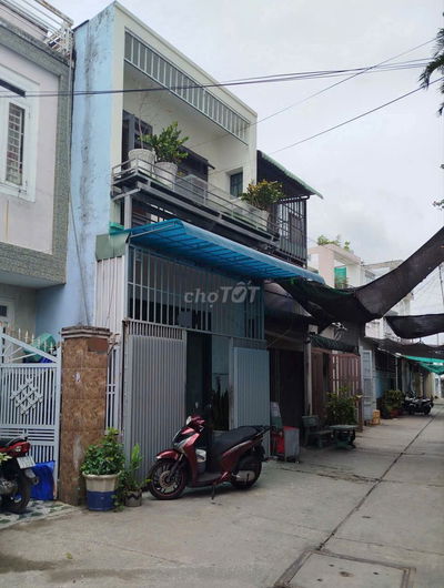 NHÀ HẺM 5M TÂN KỲ TÂN QUÝ GẦN CHỢ