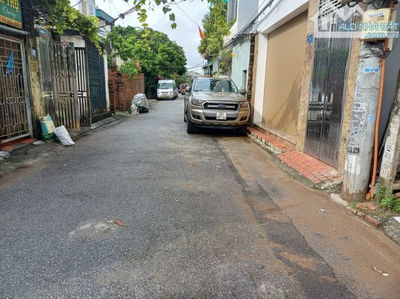 Nhanh nhanh còn kịp - sổ hoa hậu - ô tô vào thẳng đất - giá giật mình - chỉ nhỉnh 2 tỷ.