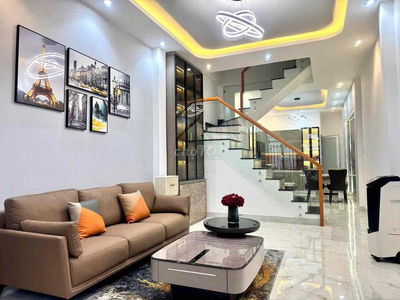 CHỦ NHÀ CẦN  BÁN GẤP NHÀ 4 TẦNG TRUNG TÂM QUẬN 10 GIÁ CHỈ HƠN 10TY