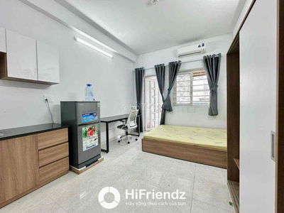 CHO THUÊ CĂN HỘ PENTHOUSE MỚI TOANH - THANG MÁY - SÁT Q5