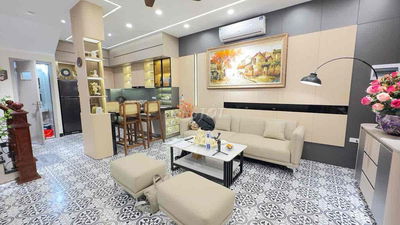 🎈ĐỐNG ĐA - VÀI BƯỚC RA HỒ - GẦN Ô TÔ - NHÀ Ở RẤT CÓ LỘC