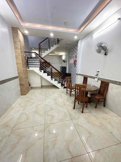 Cho thuê nhà 1 trệt 2 lầu Hẻm oto Đ.429 Lê văn việt, TNPA,Q.9