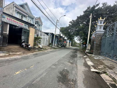 Đất đẹp,mặt tiền nhựa xts 19 siêu víp