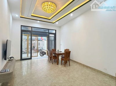 🆘NHÀ 3MÊ KIỆT OTO 2 mặt kiệt HUỲNH NGỌC HUỆ 4.x TỶ OTO THA HỒ ĐẬU