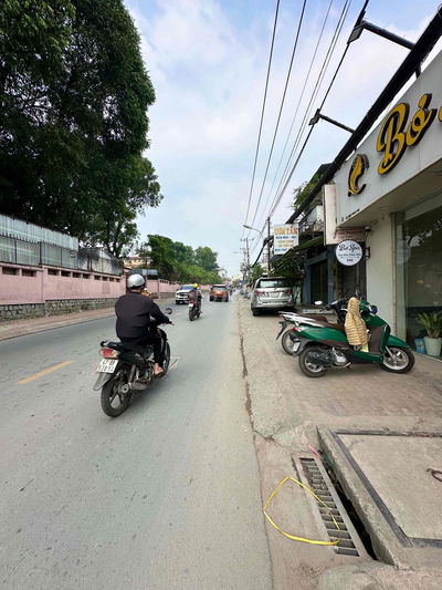 NHÀ HẺM XE HƠI, THÔNG 84.4m2  ĐÌNH PHONG PHÚ, Q9 CHỈ 6.3tỷ