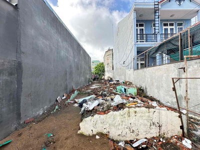 Cần bán lô đất 5x20=100m2 , sổ riêng thổ cư , gần chợ Đồn