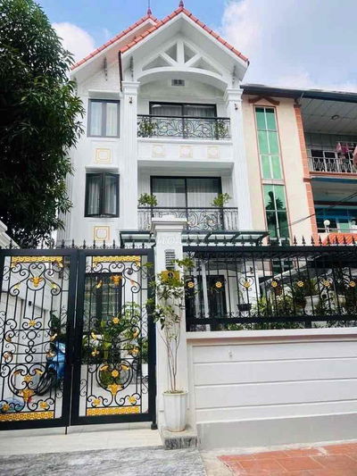 #NGÔ_GIA_TỰ - LONG_BIÊN BIỆT THỰ SÂN VƯỜN – 130M² – MT 6.5M – GIÁ CHỈ