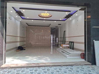 Cho thuê nhà gần ngay Aeon Mall Tân Phú 6x20 trệt 2 lầu trống suốt