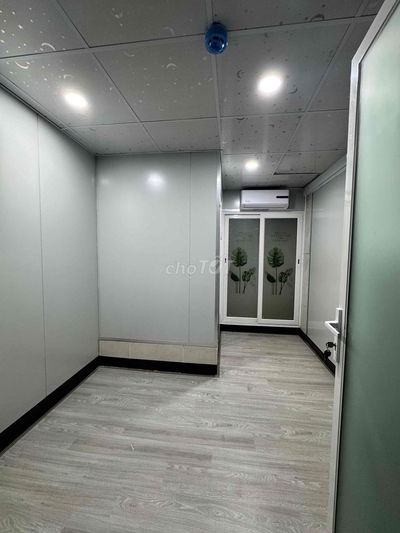 Phòng mới full nội thất sát Lê Văn Việt