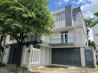 BIỆT THỰ 500M2 SÂN VƯỜN, HẦM 3 TẦNG 5 PHÒNG LỚN GẦN HỒ SINH THÁI🐳