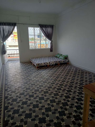 PHÒNG TRỌ BAN CÔNG 35M2 TÂN BÌNH