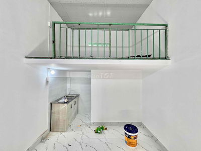 chị cho thuê dãy phòng trọ đang xây ngay Mã Lò giao Lê Đình Cẩn 2x