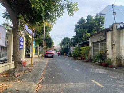 Đất MT hẻm 10m cặp chợ Tăng Nhơn Phú A, Q9. 10X15M