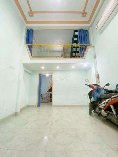 Bán nhà Tân Bình hẻm 888 Lạc Long Quân, 3 tầng siêu rộng giá 3,1tỷ TL