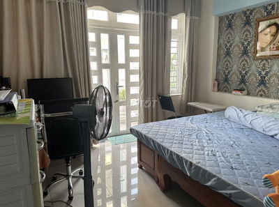 Cho thuê nhà 1 trệt 3L đường oto QL13 Hiệp Bình Phước Thủ Đức 14tr