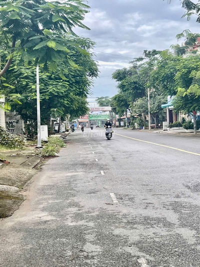Chính chủ gửi bán lô đất mặt tiền đường chính số 5 kdc An Phú Tây